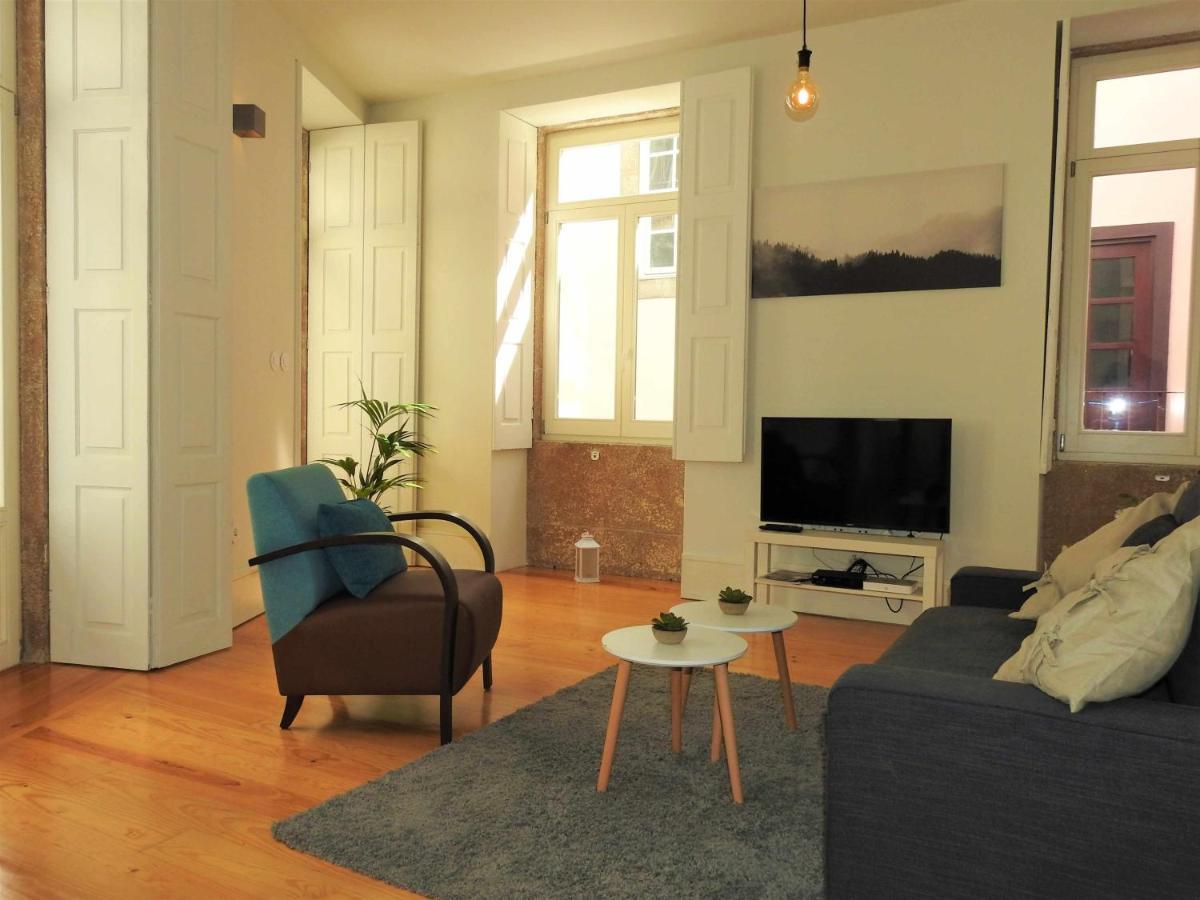 Oporto Delight 1 Luxury Apartment In Historic Center With Balcony Max 4 P Екстер'єр фото