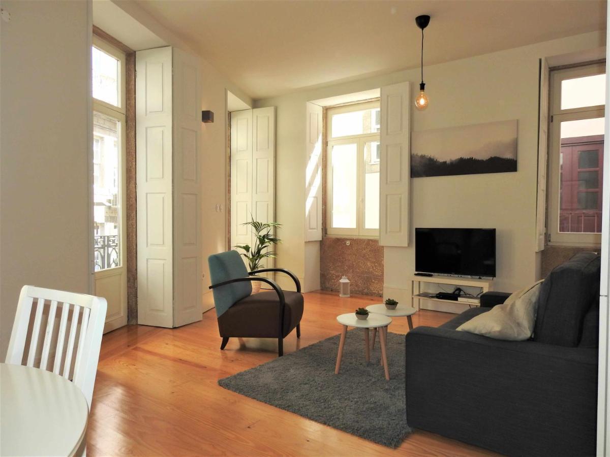Oporto Delight 1 Luxury Apartment In Historic Center With Balcony Max 4 P Екстер'єр фото