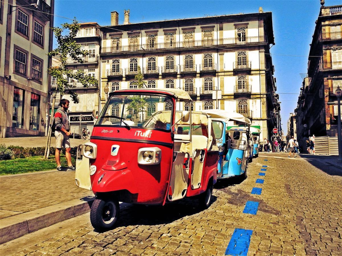 Oporto Delight 1 Luxury Apartment In Historic Center With Balcony Max 4 P Екстер'єр фото