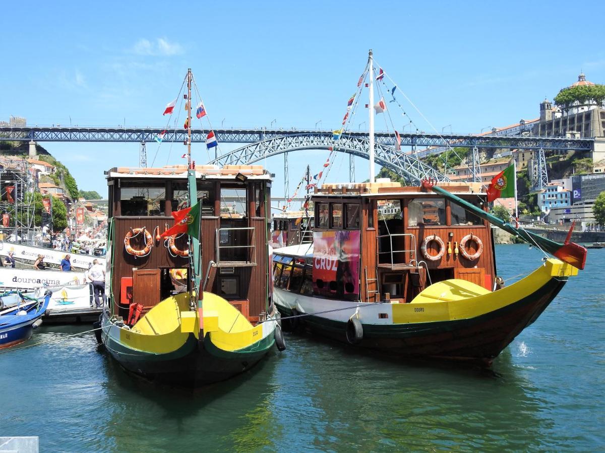 Oporto Delight 1 Luxury Apartment In Historic Center With Balcony Max 4 P Екстер'єр фото